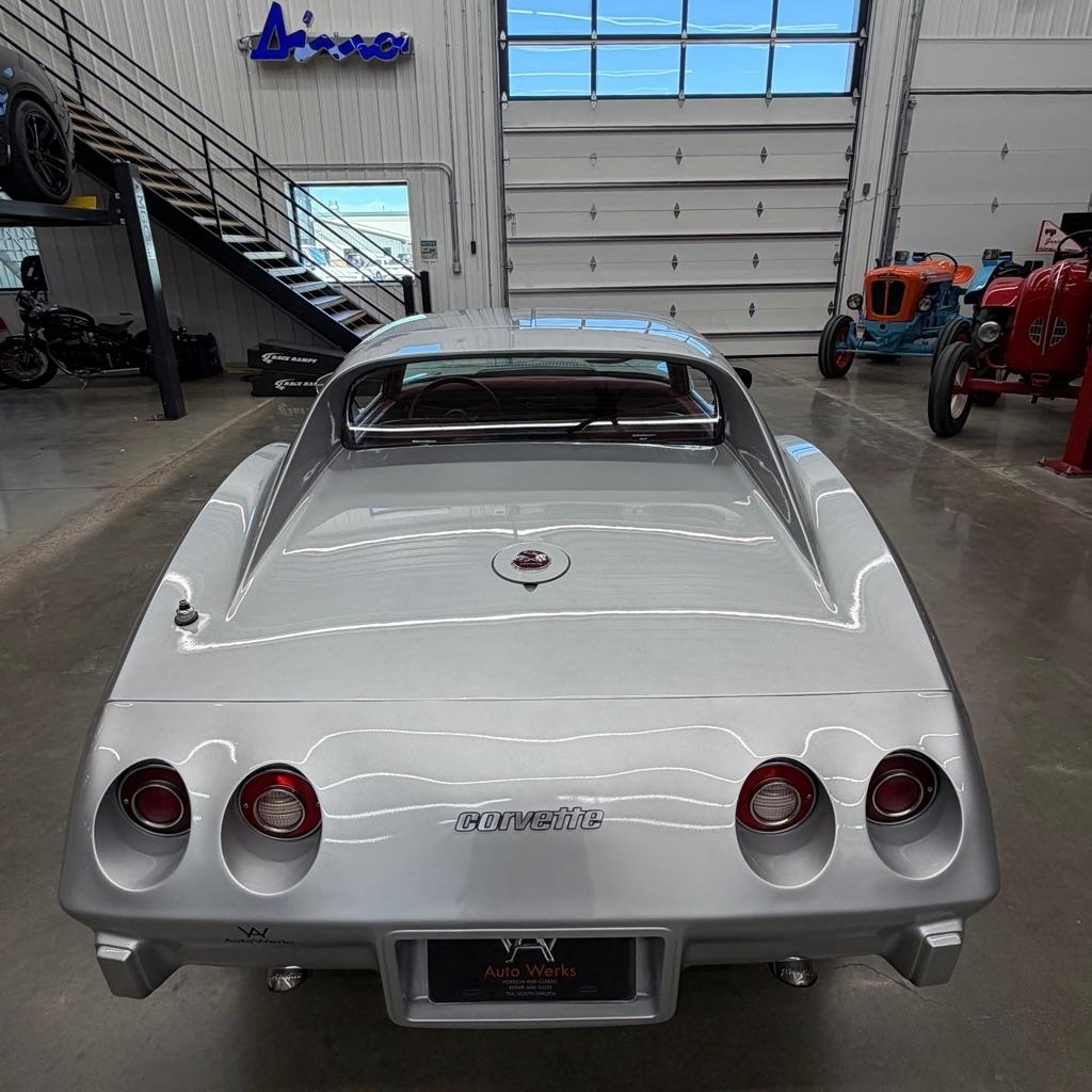 Chevrolet Corvette  1976