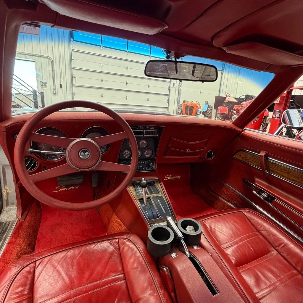 Chevrolet Corvette  1976