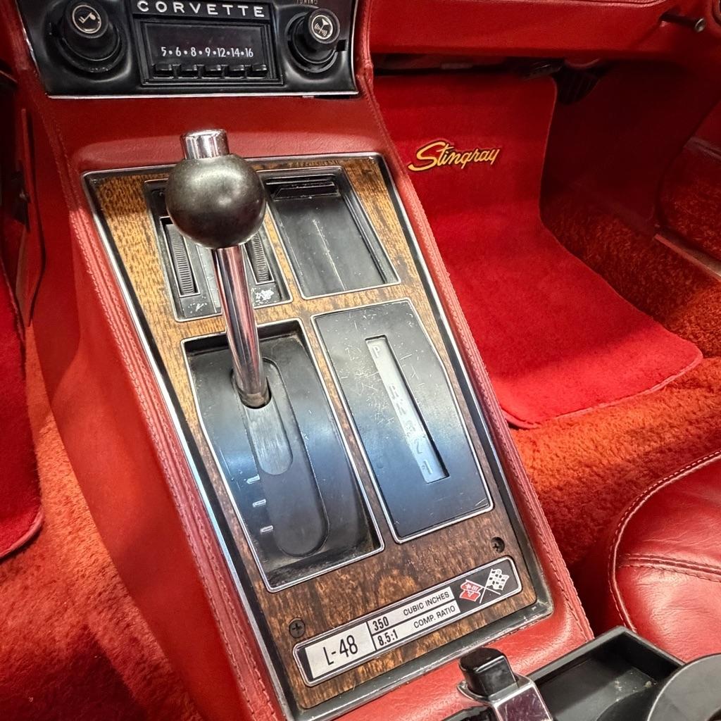 Chevrolet Corvette  1976