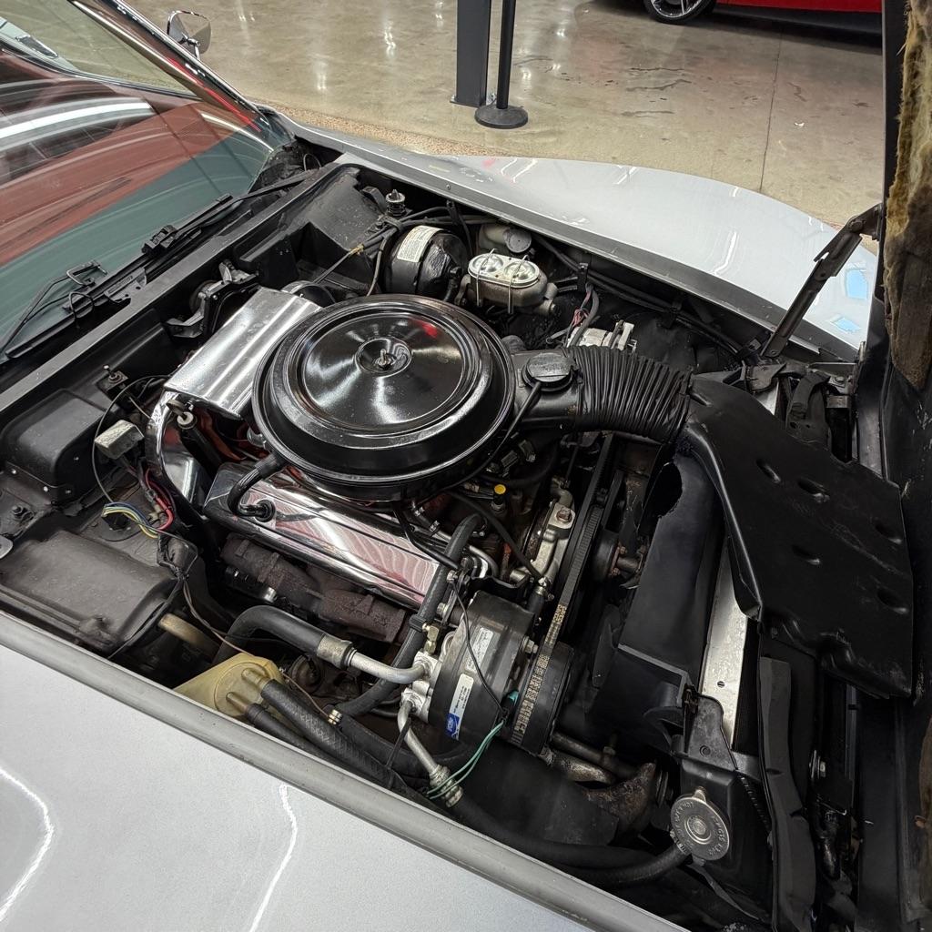 Chevrolet Corvette  1976