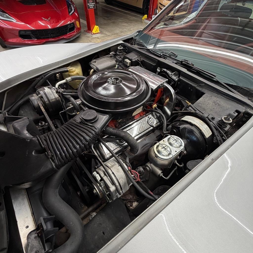 Chevrolet Corvette  1976