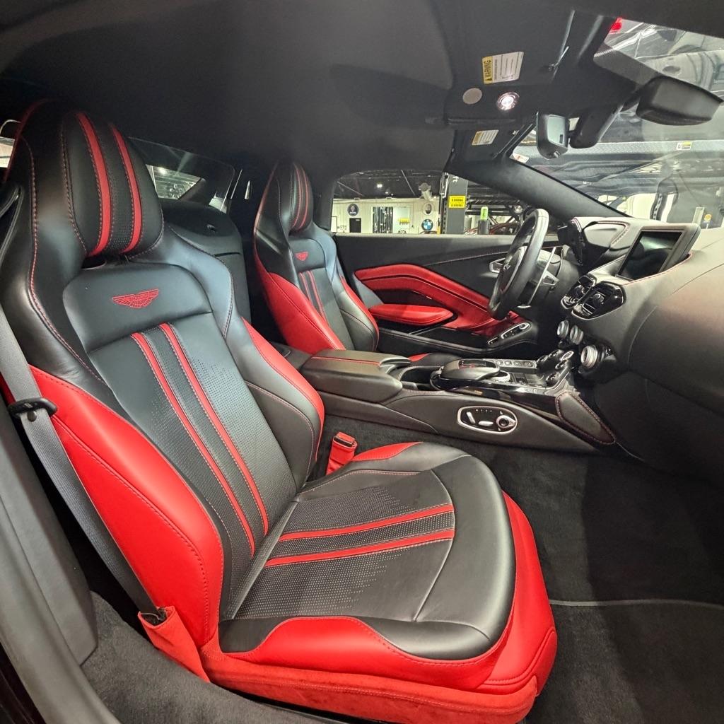 Aston Martin Vantage Roadster 2021