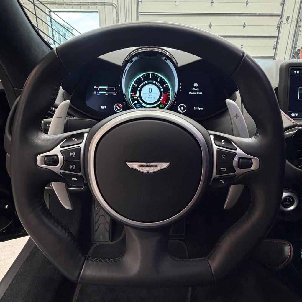 Aston Martin Vantage Roadster 2021