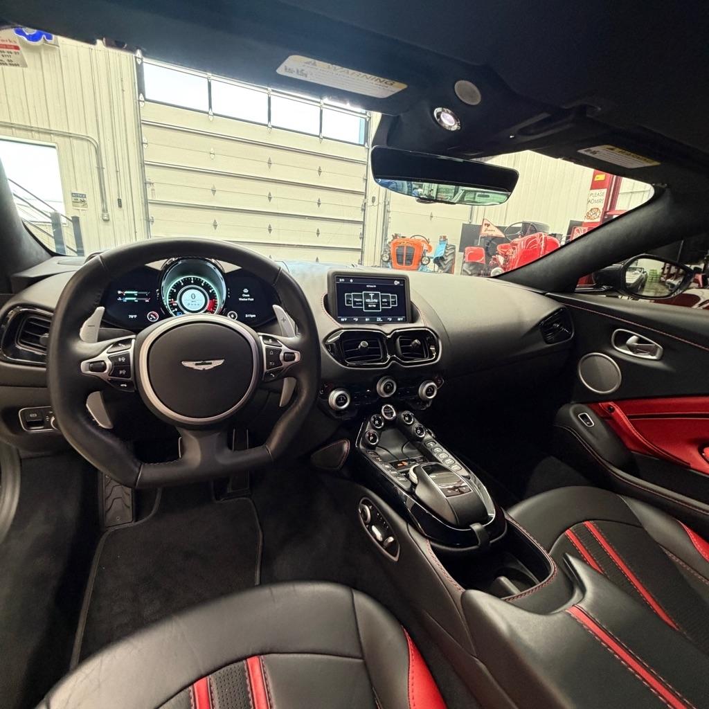 Aston Martin Vantage Roadster 2021