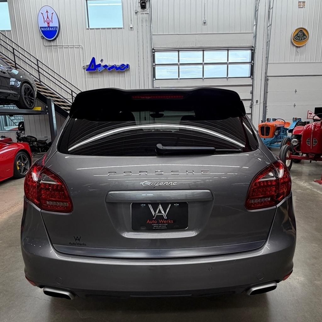 Porsche Cayenne AWD 4dr Manual 2013