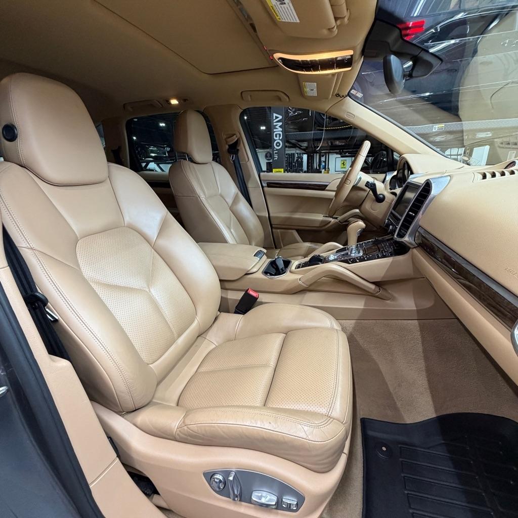 Porsche Cayenne AWD 4dr Manual 2013