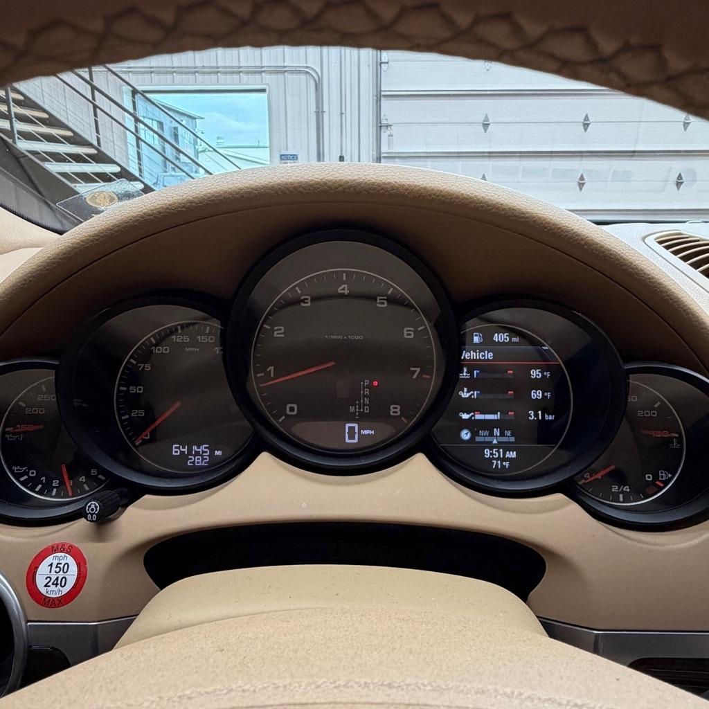 Porsche Cayenne AWD 4dr Manual 2013