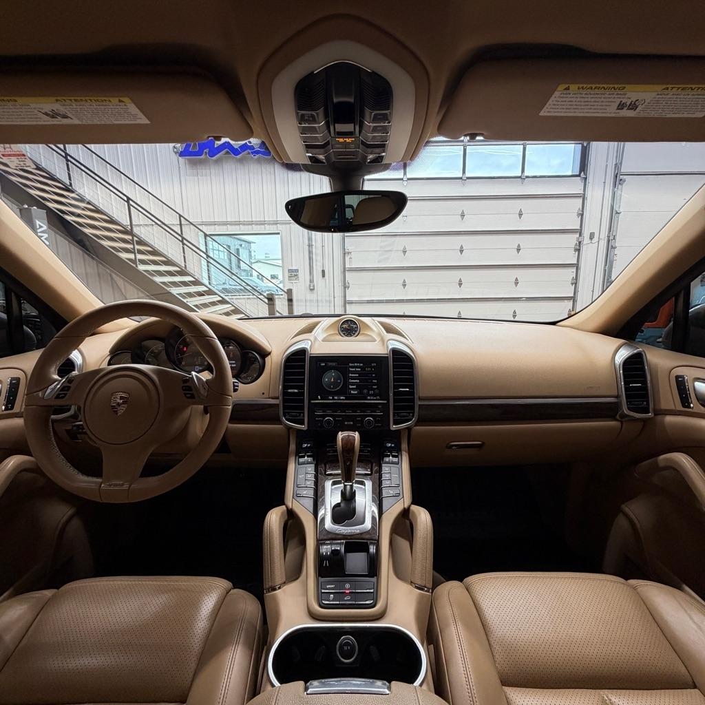 Porsche Cayenne AWD 4dr Manual 2013