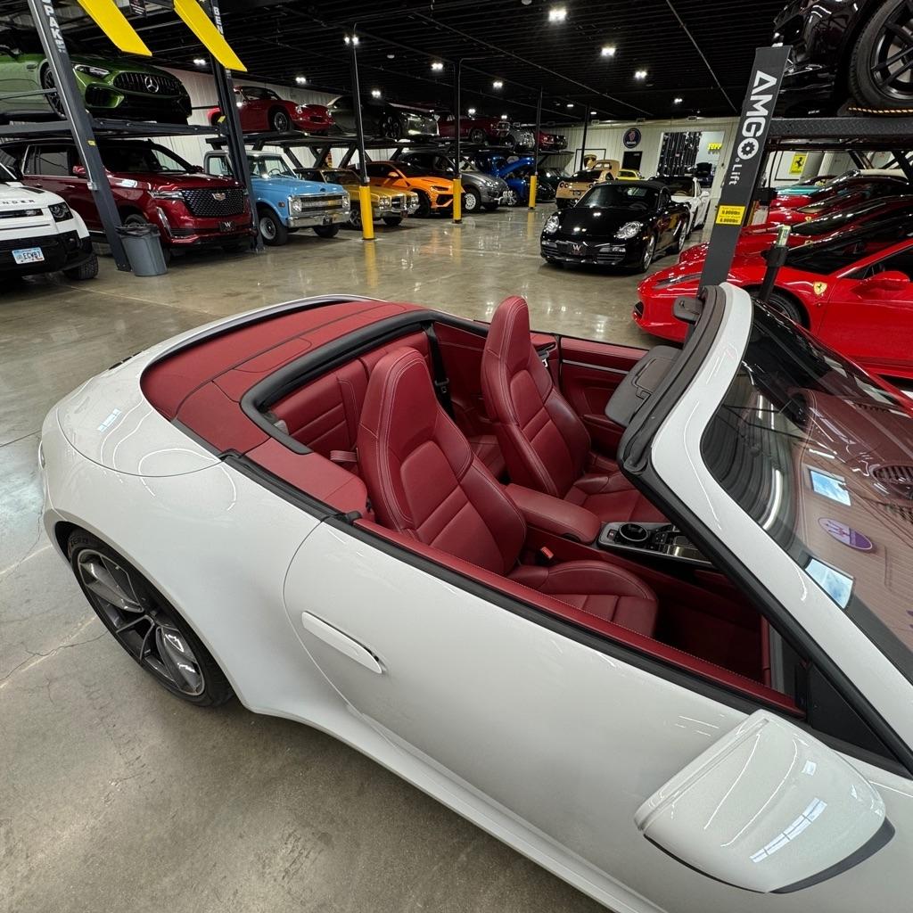Porsche 911 Carrera S Cabriolet 2022
