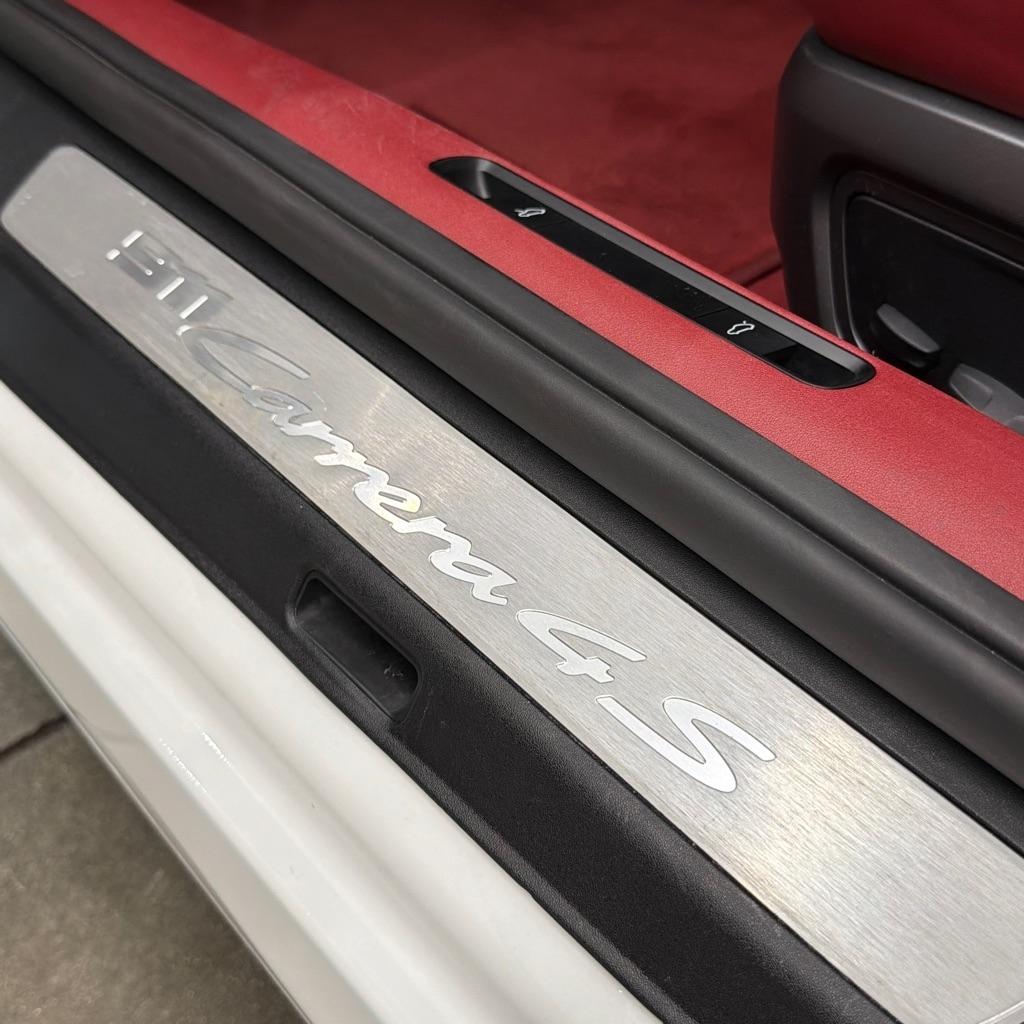 Porsche 911 Carrera S Cabriolet 2022