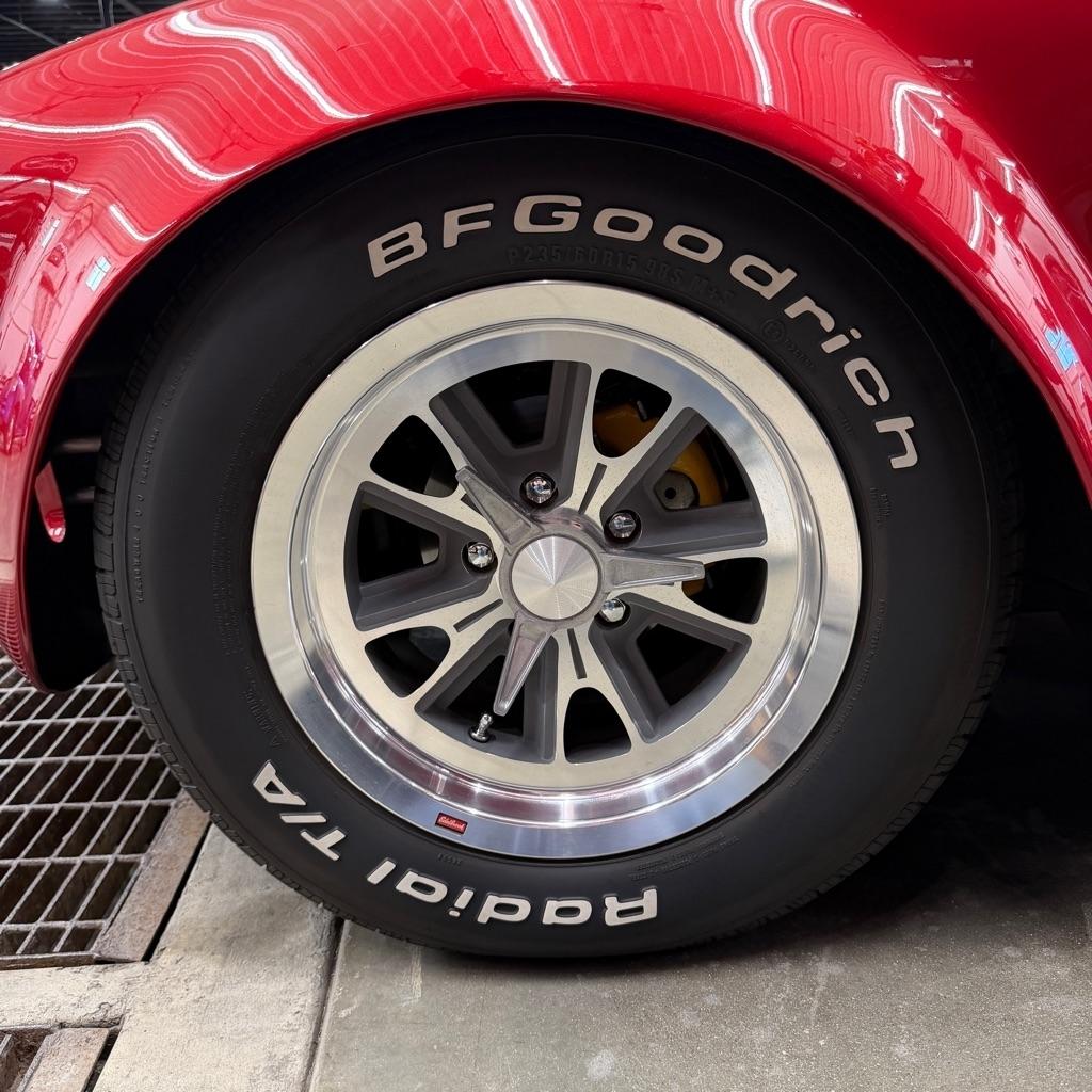 Cobra Replica Shelby  2002