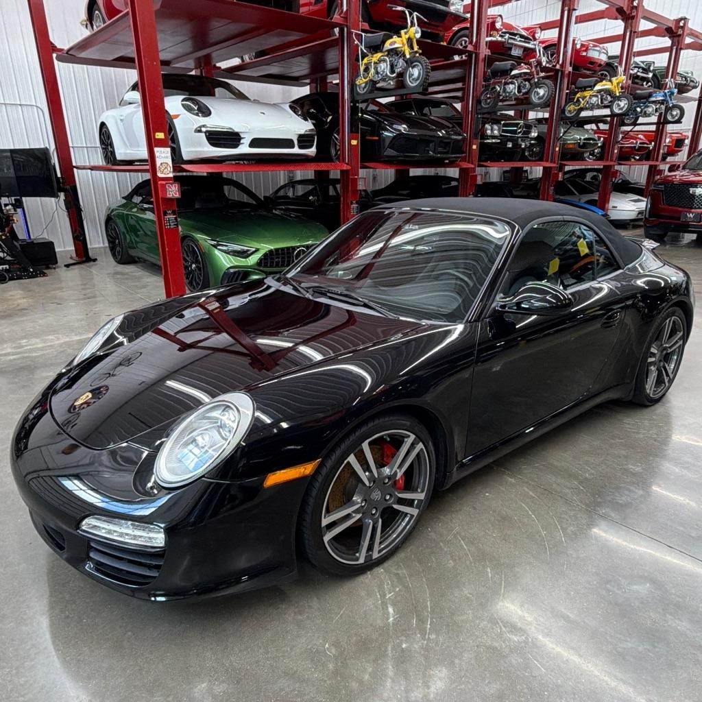 Porsche 911 2dr Cabriolet Carrera S 2011