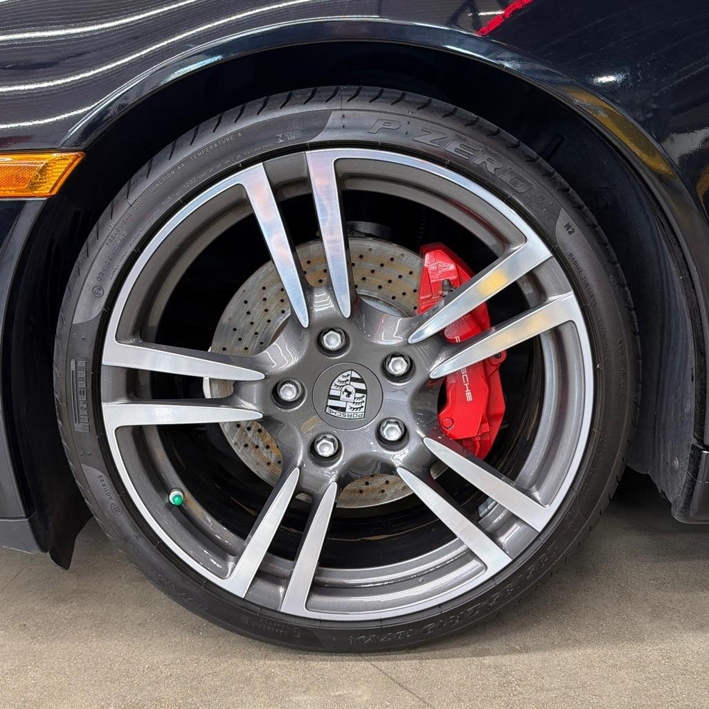 Porsche 911 2dr Cabriolet Carrera S 2011