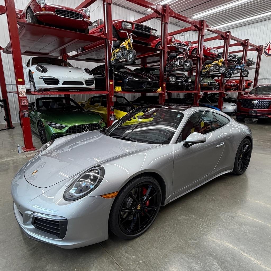Porsche 911 Carrera S Coupe 2018
