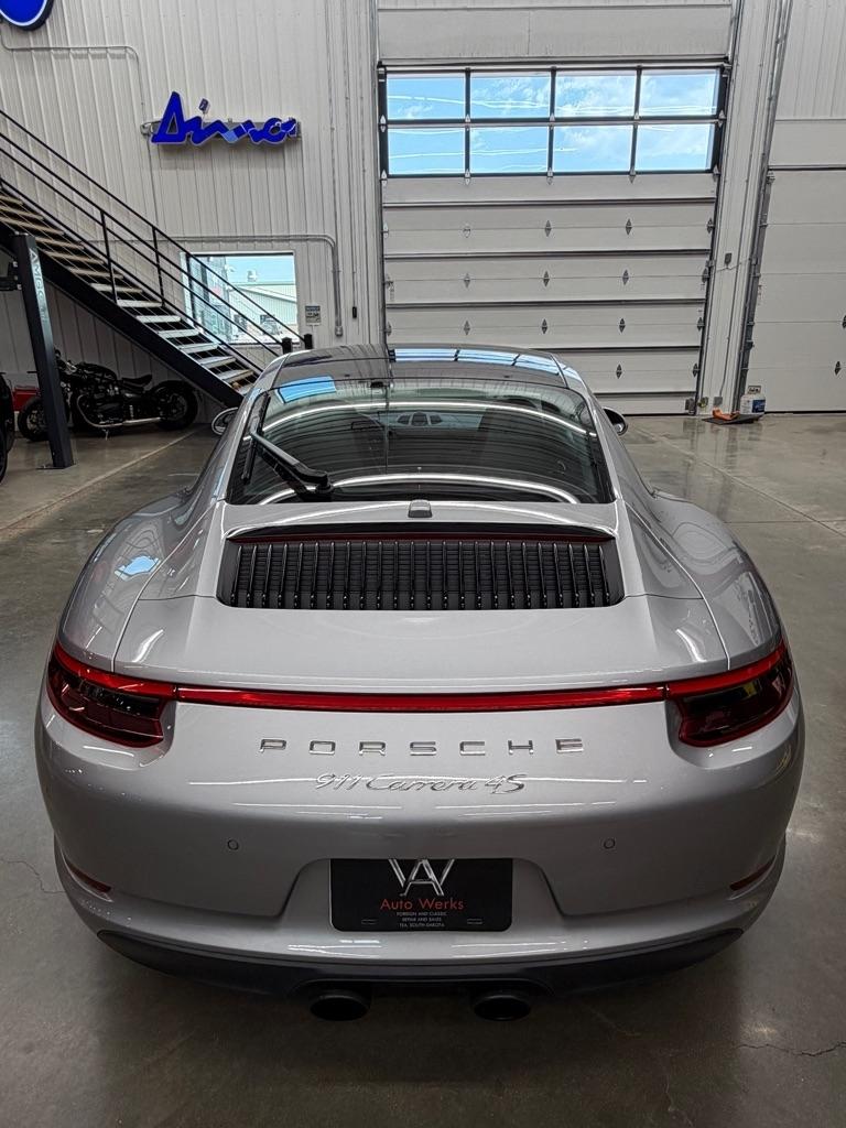 Porsche 911 Carrera S Coupe 2018