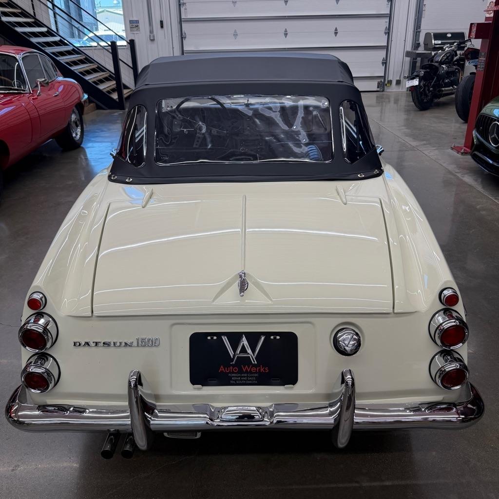 Datsun 2000  1964