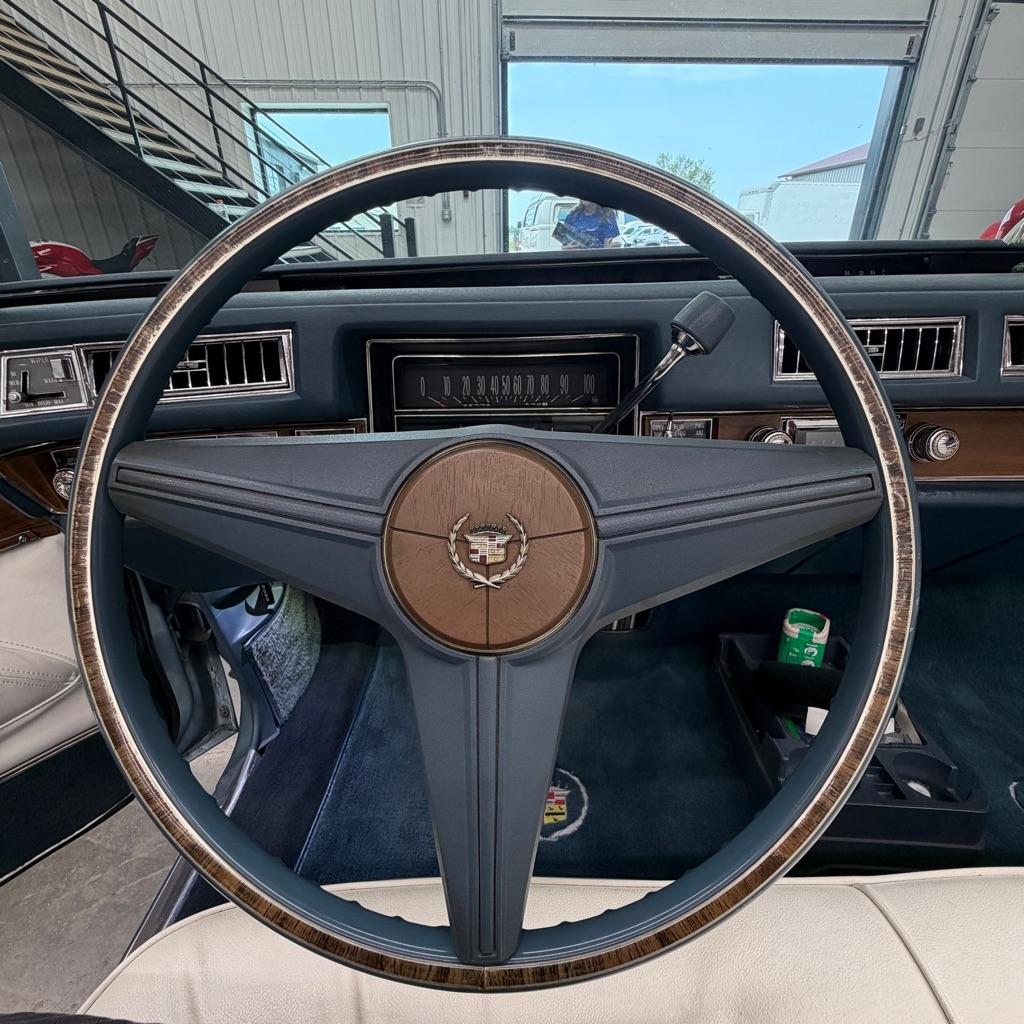 Cadillac Eldorado  1975