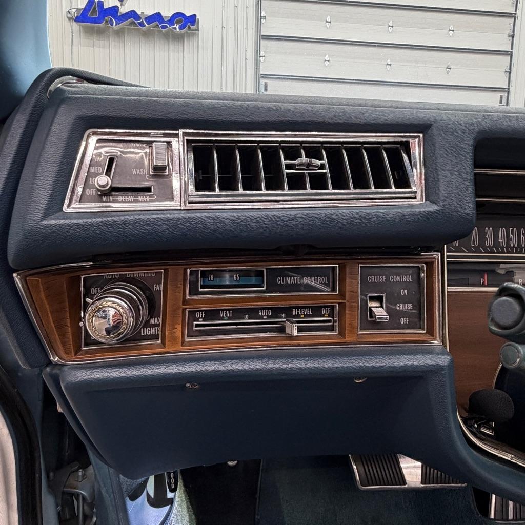 Cadillac Eldorado  1975