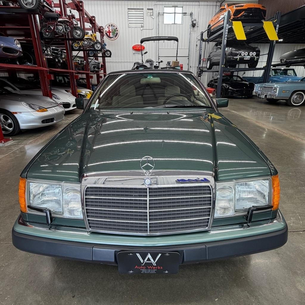 Mercedes-Benz 300 Series 2dr Convertible 300CE 1993