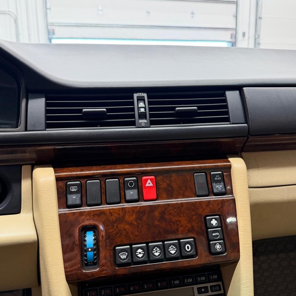 Mercedes-Benz 300 Series 2dr Convertible 300CE 1993