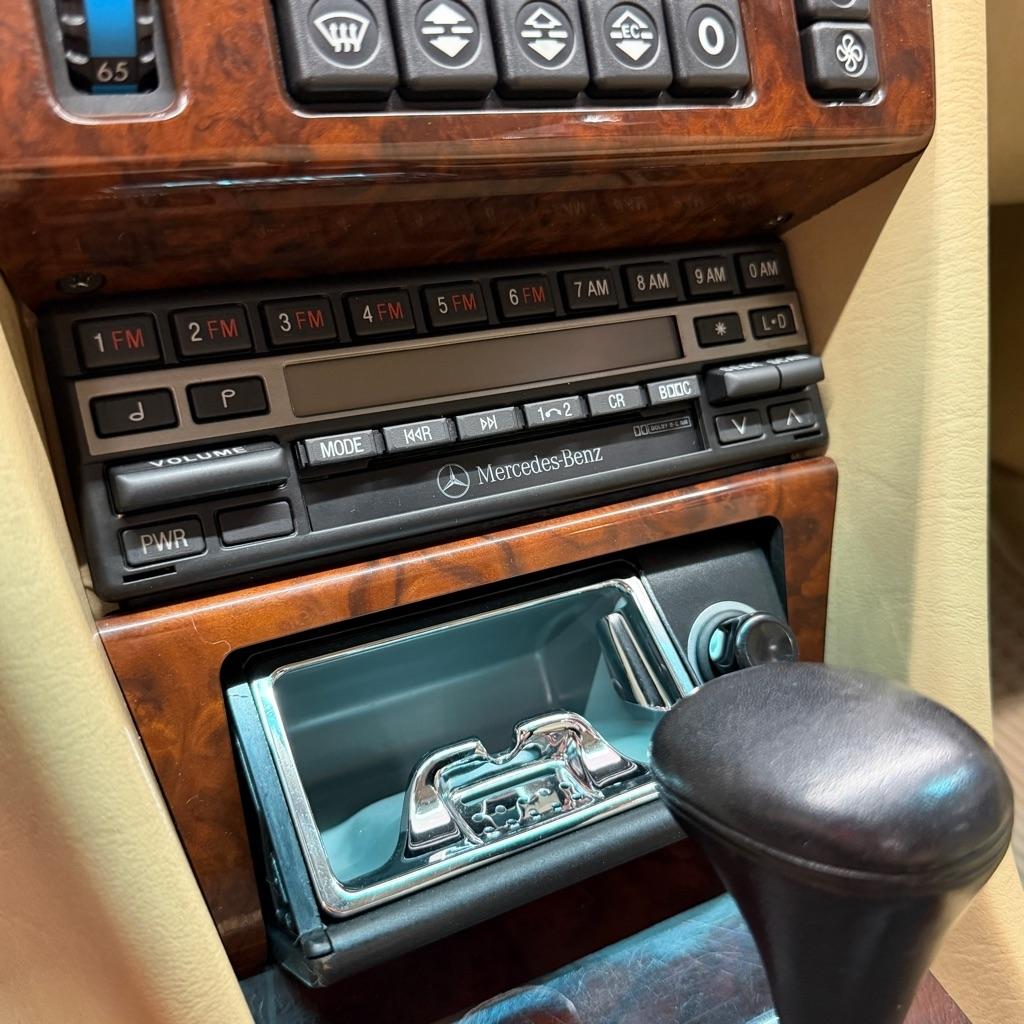 Mercedes-Benz 300 Series 2dr Convertible 300CE 1993