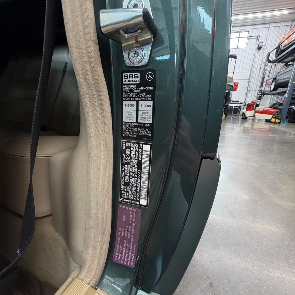 Mercedes-Benz 300 Series 2dr Convertible 300CE 1993