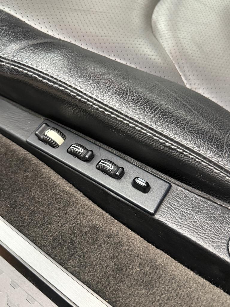 Mercedes-Benz SL-Class 2dr Roadster 6.0L 1998