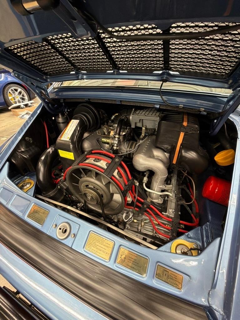 Porsche 911  1987