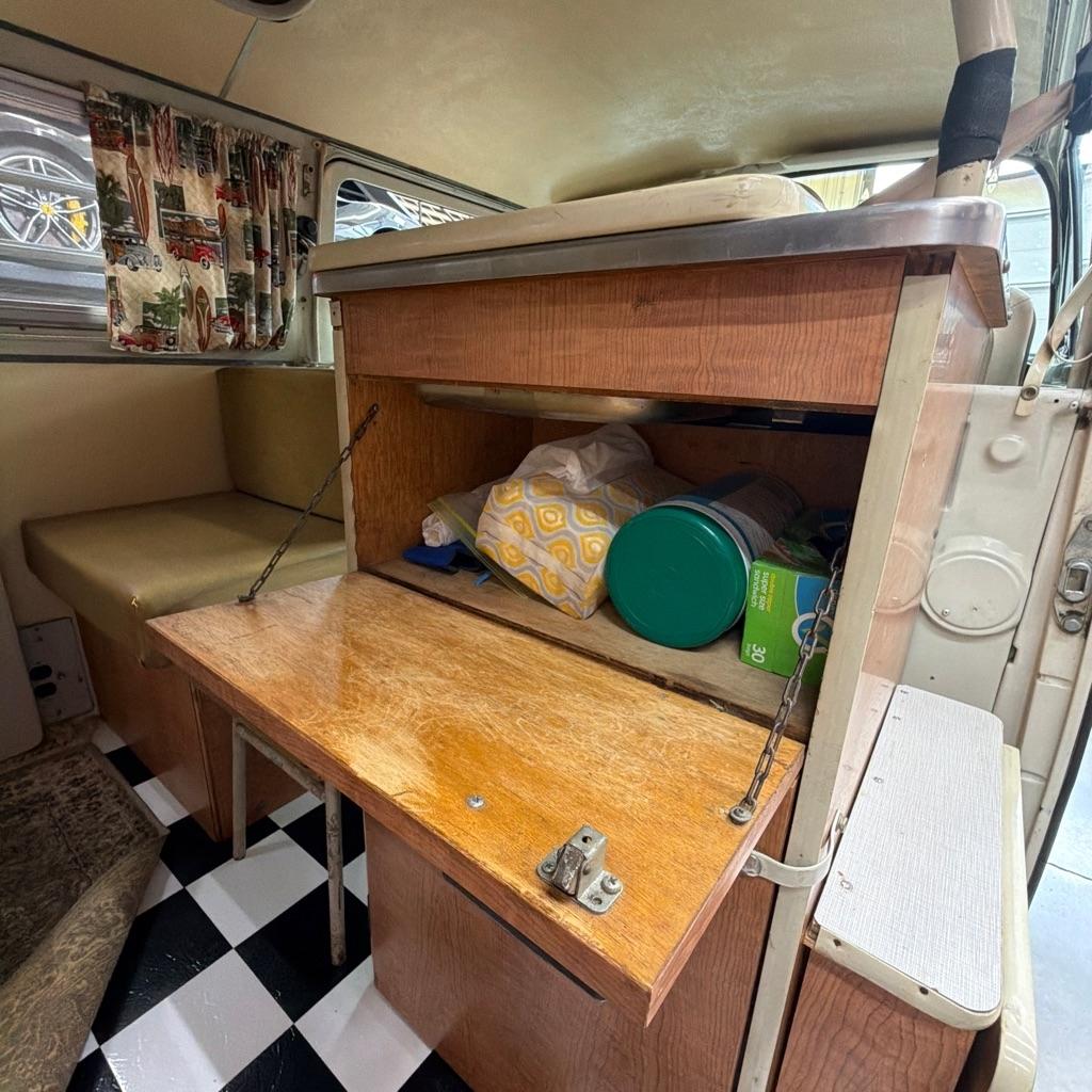 Volkswagen Westfalia Camper  1970