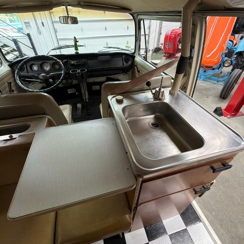 Volkswagen Westfalia Camper  1970