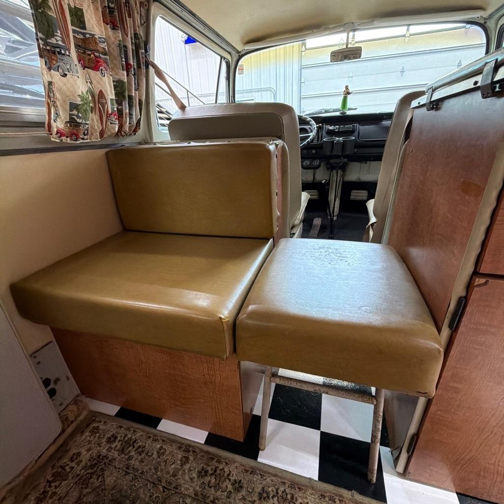Volkswagen Westfalia Camper  1970