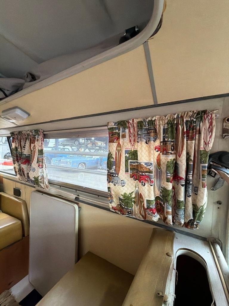 Volkswagen Westfalia Camper  1970