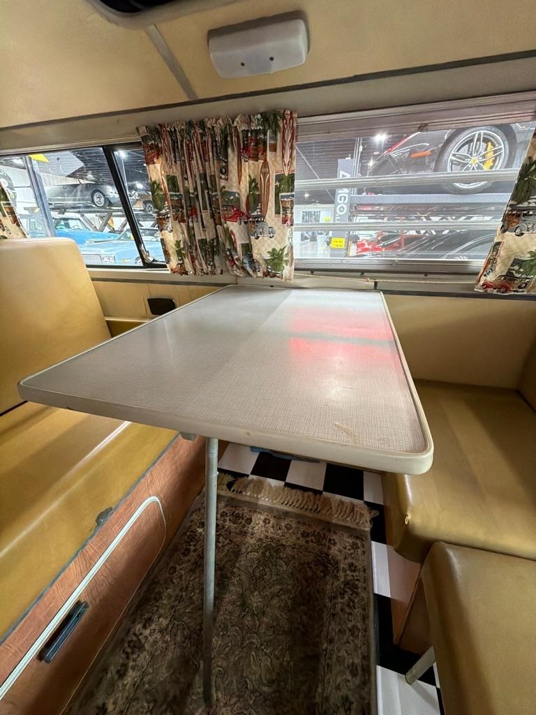 Volkswagen Westfalia Camper  1970