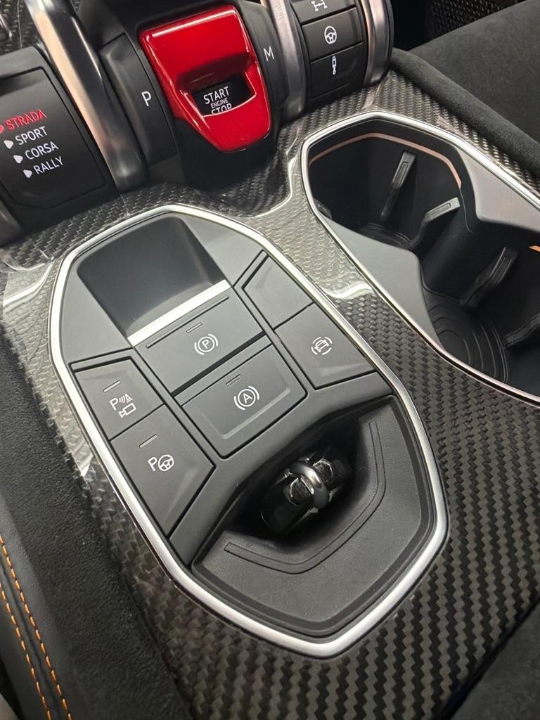 Lamborghini Urus Performante AWD 2024
