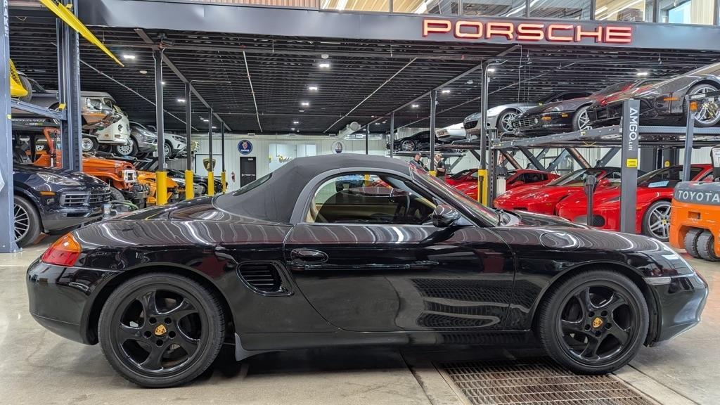 Porsche Boxster 2dr Roadster Manual 2000