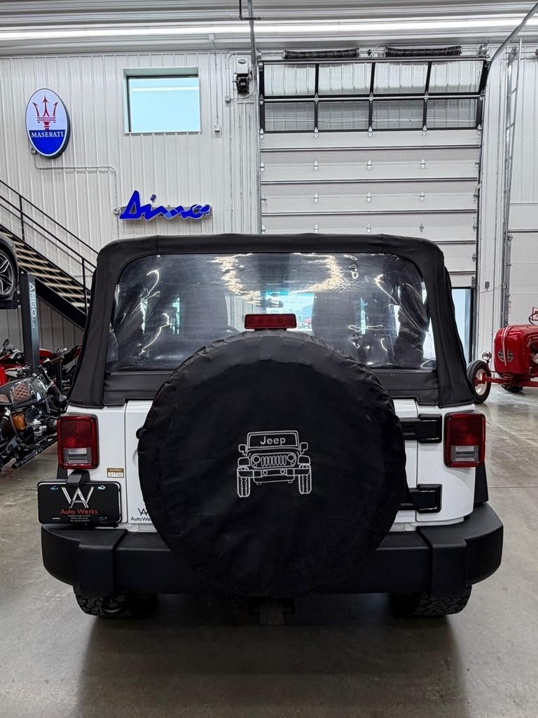 Jeep Wrangler 4WD 2dr Sport 2014
