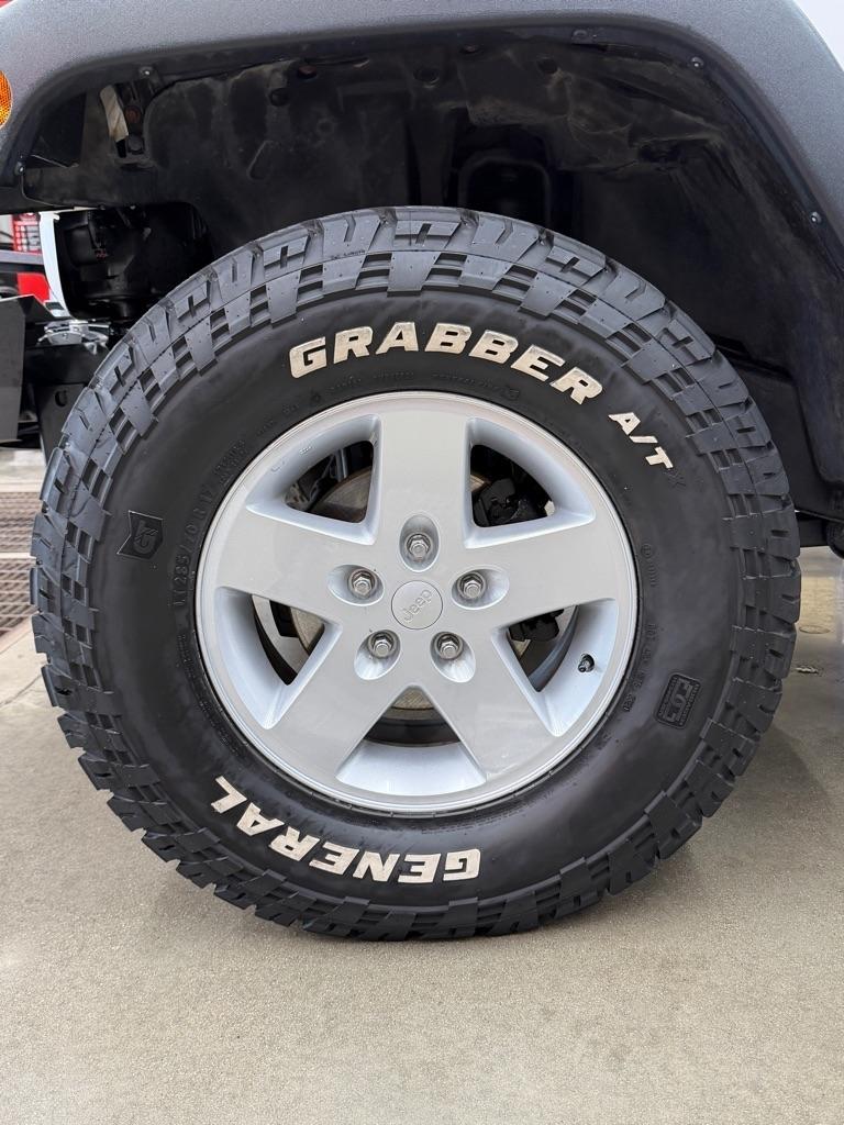 Jeep Wrangler 4WD 2dr Sport 2014