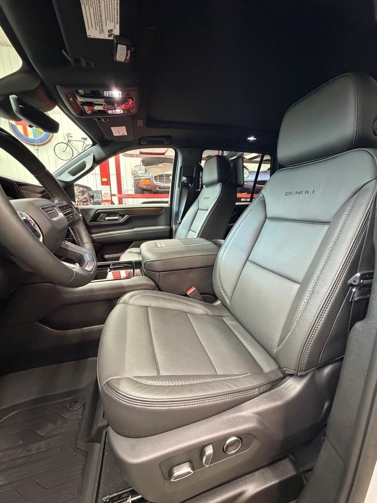 GMC Yukon 4WD 4dr Denali 2026