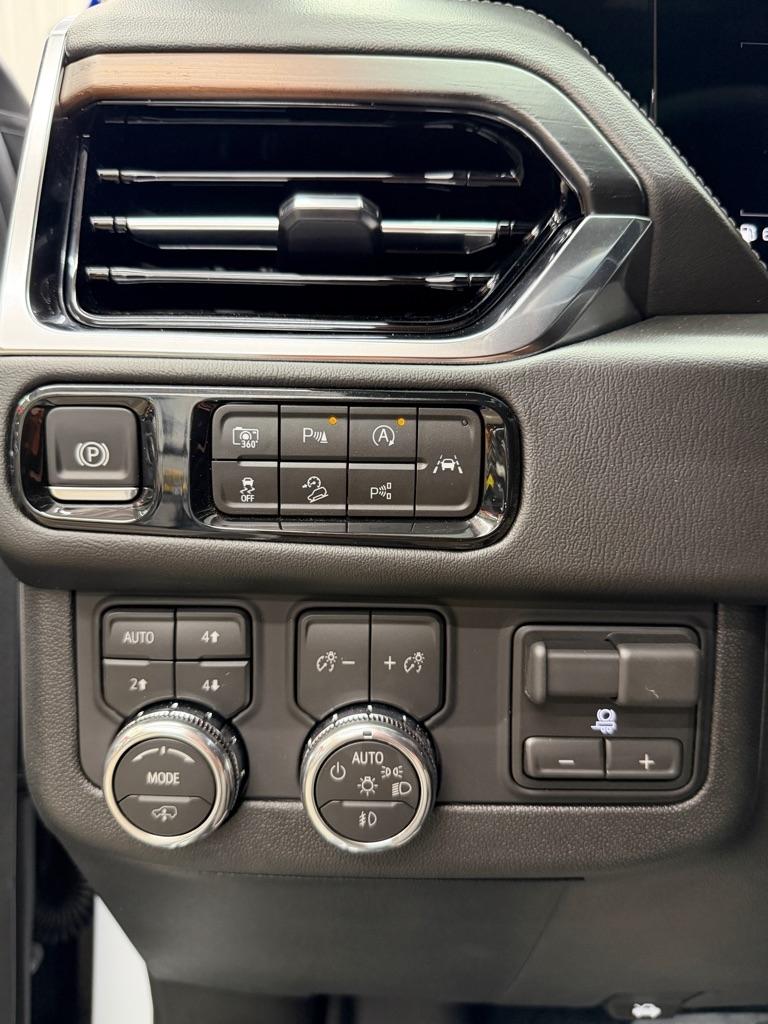 GMC Yukon 4WD 4dr Denali 2026