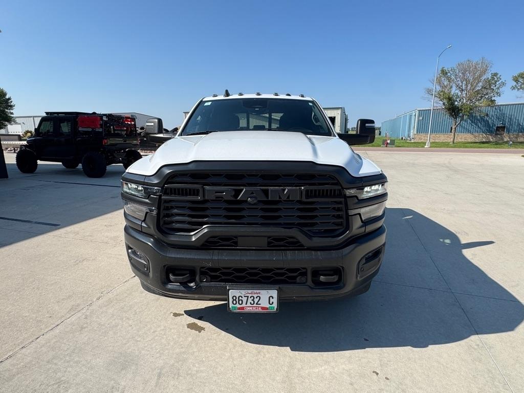 RAM 2500 Tradesman 4x4 Crew Cab 6'4" Box 2025