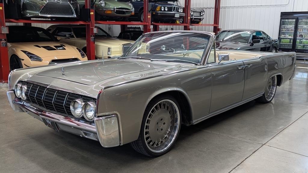 Lincoln Continental  1964