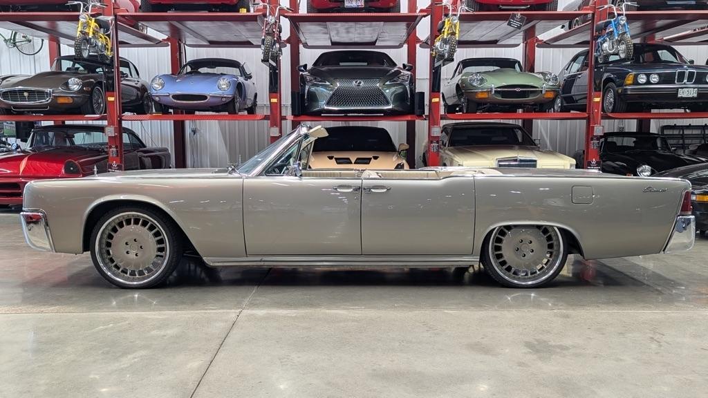 Lincoln Continental  1964