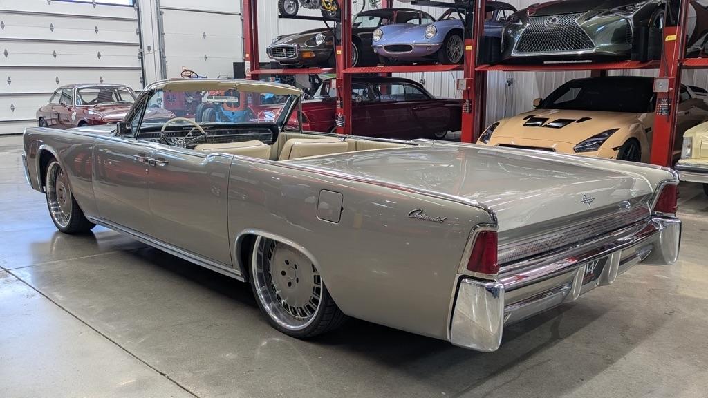 Lincoln Continental  1964