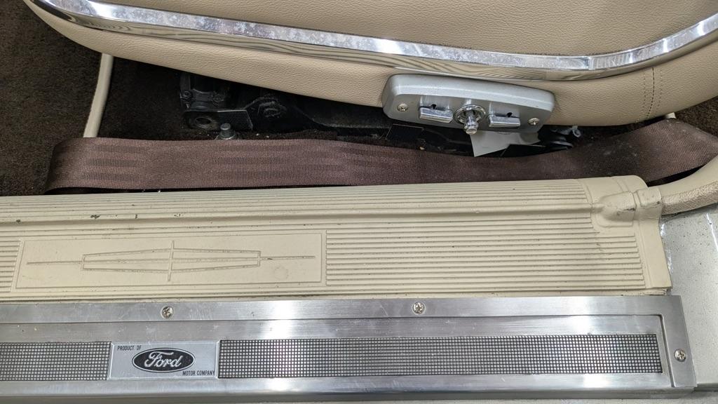 Lincoln Continental  1964