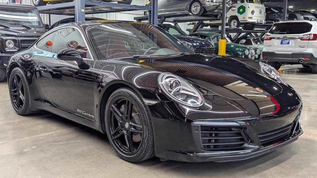 2018 Porsche 911 Carrera Coupe