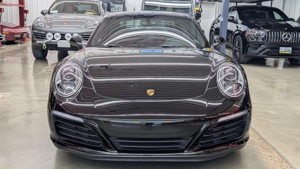 Porsche 911 Carrera Coupe 2018