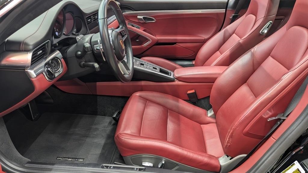 Porsche 911 Carrera Coupe 2018