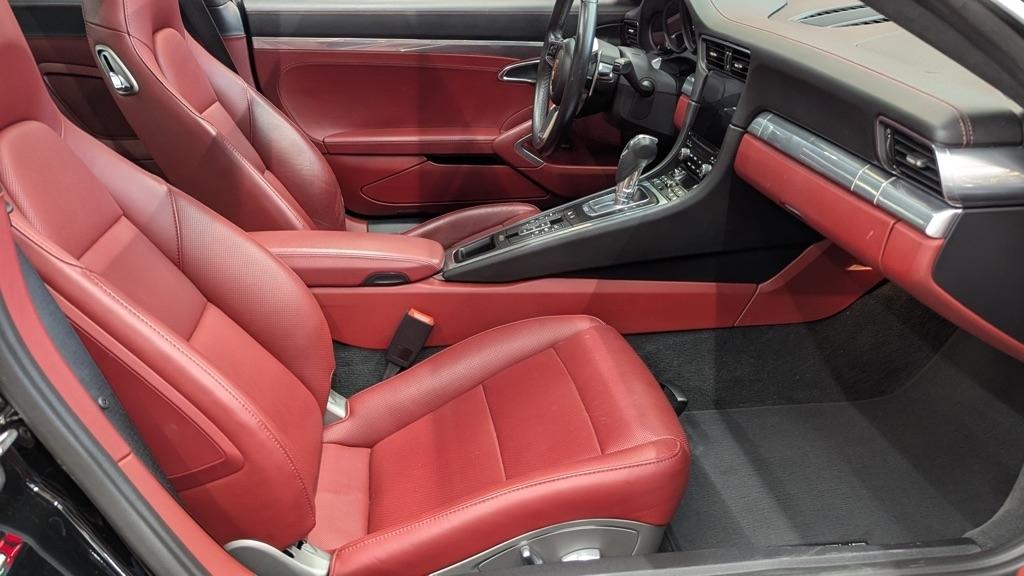 Porsche 911 Carrera Coupe 2018