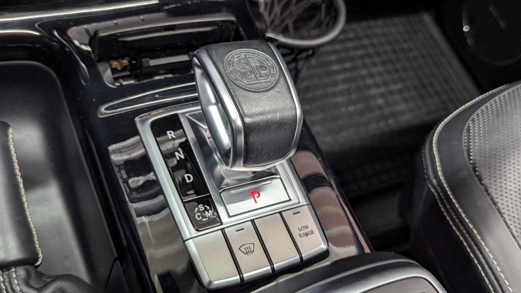 Mercedes-Benz G-Class 4MATIC 4dr G 63 AMG 2013