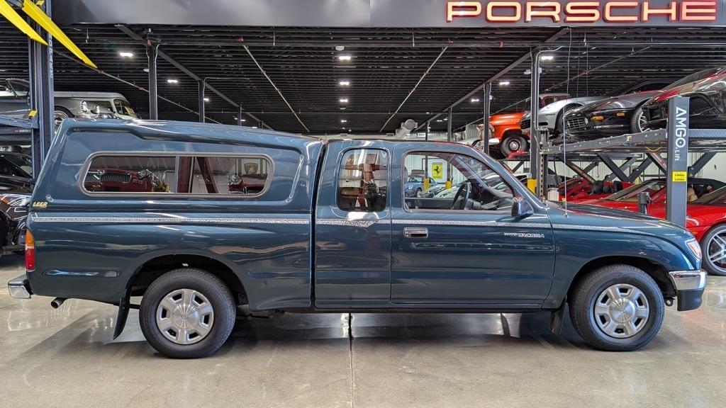 Toyota Tacoma XtraCab Manual 1996